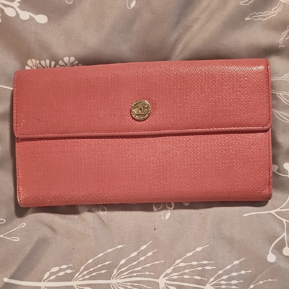 Chanel Pink Women's Wallet - Picture 1 of 8